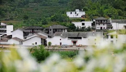 美丽乡村精准扶贫，满氏山庄积极探索乡村旅游的发展模式，